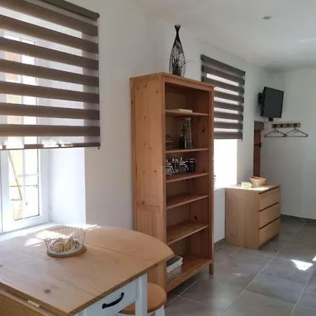 Apartment De La Tourterelle Saint-Florent-sur-Auzonnet
